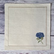 Серветка з вишивкою Гортензія синя