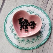 Декоративна серветка з вишивкою, бірюзова