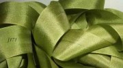 Шелковая лента для вышивки 13 мм J171 зеленый