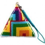 Набор для вышивания Biscornu B135 Брелок пирамидка Радуга